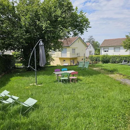 Apartment Luxurious With Sauna, Video Projector, Garden Dole